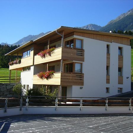 Apartments Karlhof Інсбрук Номер фото