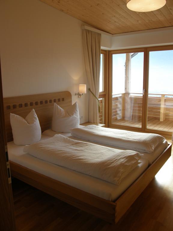 Apartments Karlhof Інсбрук Номер фото